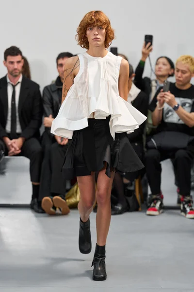 Look 2